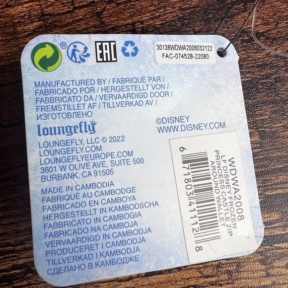 NWT Loungefly Disney Frozen Princess Castle Zip Around Wallet - Picture 3 of 8